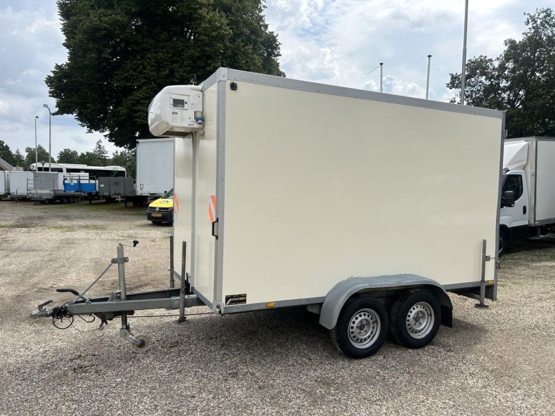 PKW-Anhänger Türe ait Sonstige wm MEYER gesloten aanhanger wm MEYER gesloten aanhanger met koel Govi, Gebrauchtmaschine içinde Putten (resim 1)