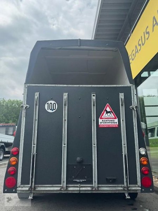 PKW-Anhänger typu Thiel Explorer 2-Pferdeanhänger Vollpoly Aluboden 2,4t, Gebrauchtmaschine v Gevelsberg (Obrázek 3)