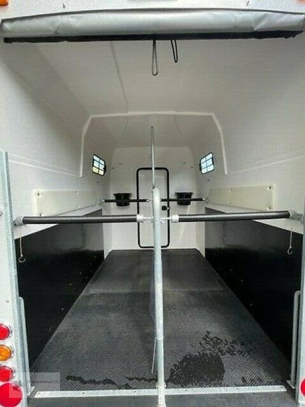 PKW-Anhänger des Typs Thiel Matrix Zweipferdeanhänger -Vollpolyanhänger begehbare SK, Gebrauchtmaschine in Gevelsberg (Bild 7)