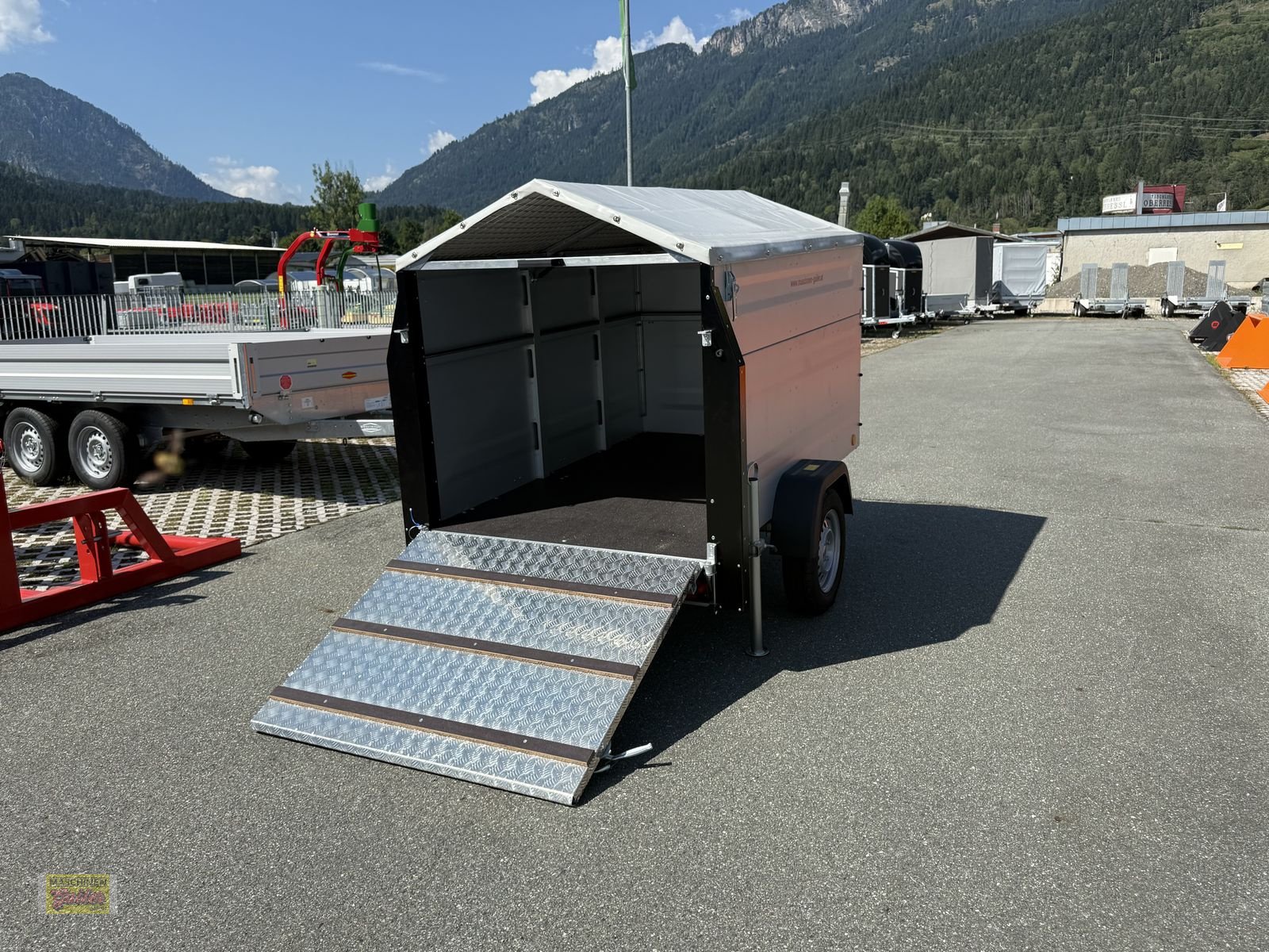 PKW-Anhänger Türe ait TPV KT Eu2/3 Plus Kleinviehanhänger, 750 kg, Neumaschine içinde Kötschach (resim 5)