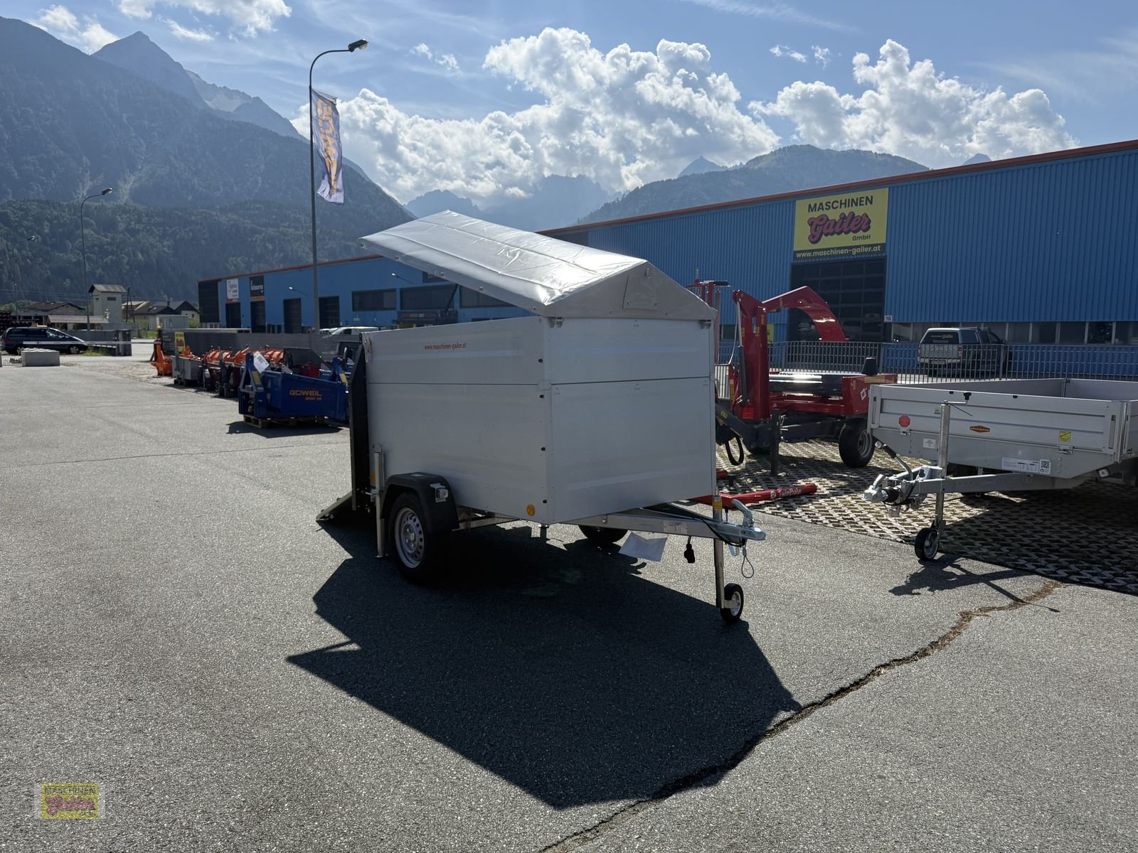 PKW-Anhänger Türe ait TPV KT Eu2/3 Plus Kleinviehanhänger, 750 kg, Neumaschine içinde Kötschach (resim 3)