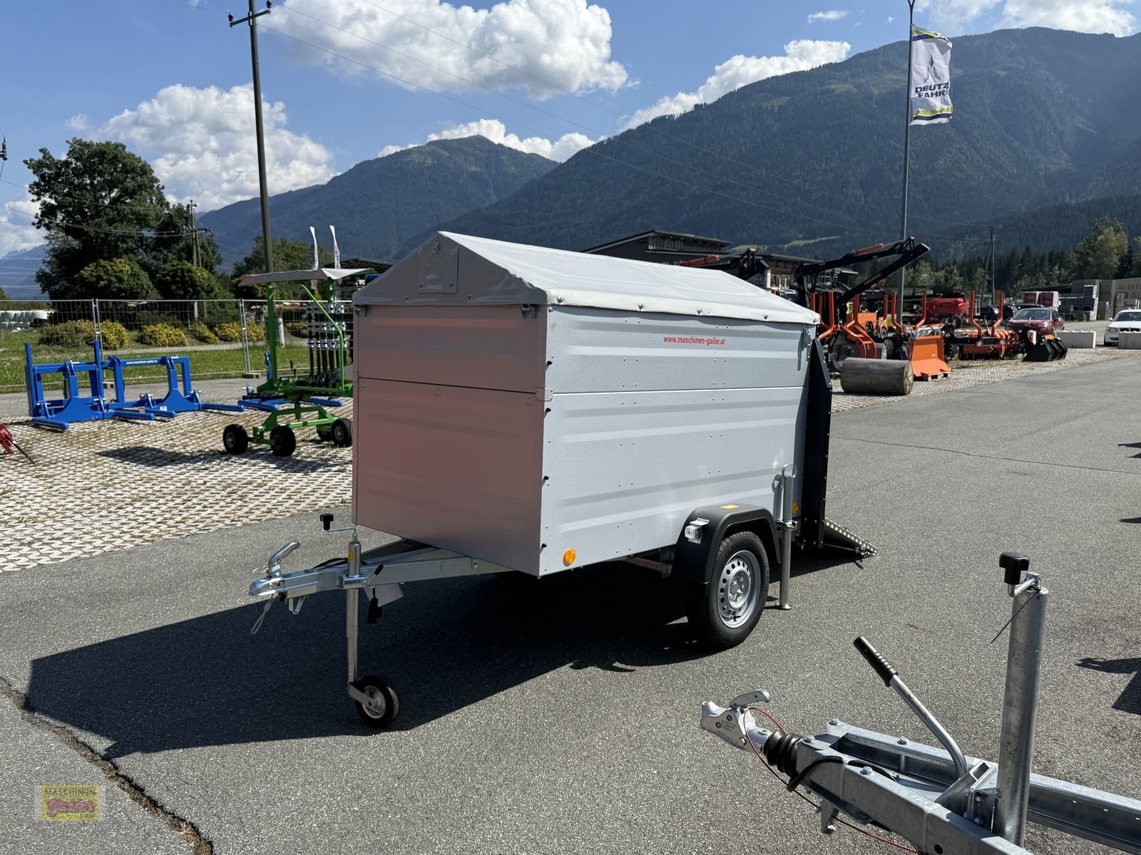 PKW-Anhänger Türe ait TPV KT Eu2/3 Plus Kleinviehanhänger, 750 kg, Neumaschine içinde Kötschach (resim 8)