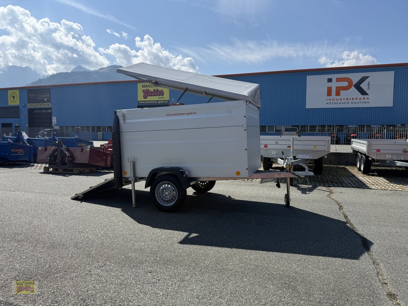 PKW-Anhänger Türe ait TPV KT Eu2/3 Plus Kleinviehanhänger, 750 kg, Neumaschine içinde Kötschach (resim 2)