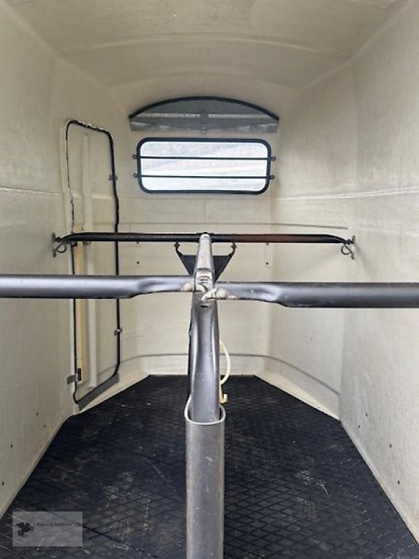 PKW-Anhänger Türe ait Westfalia Jupiter 2 Pferdeanhänger Vollpoly 2t., Gebrauchtmaschine içinde Gevelsberg (resim 4)