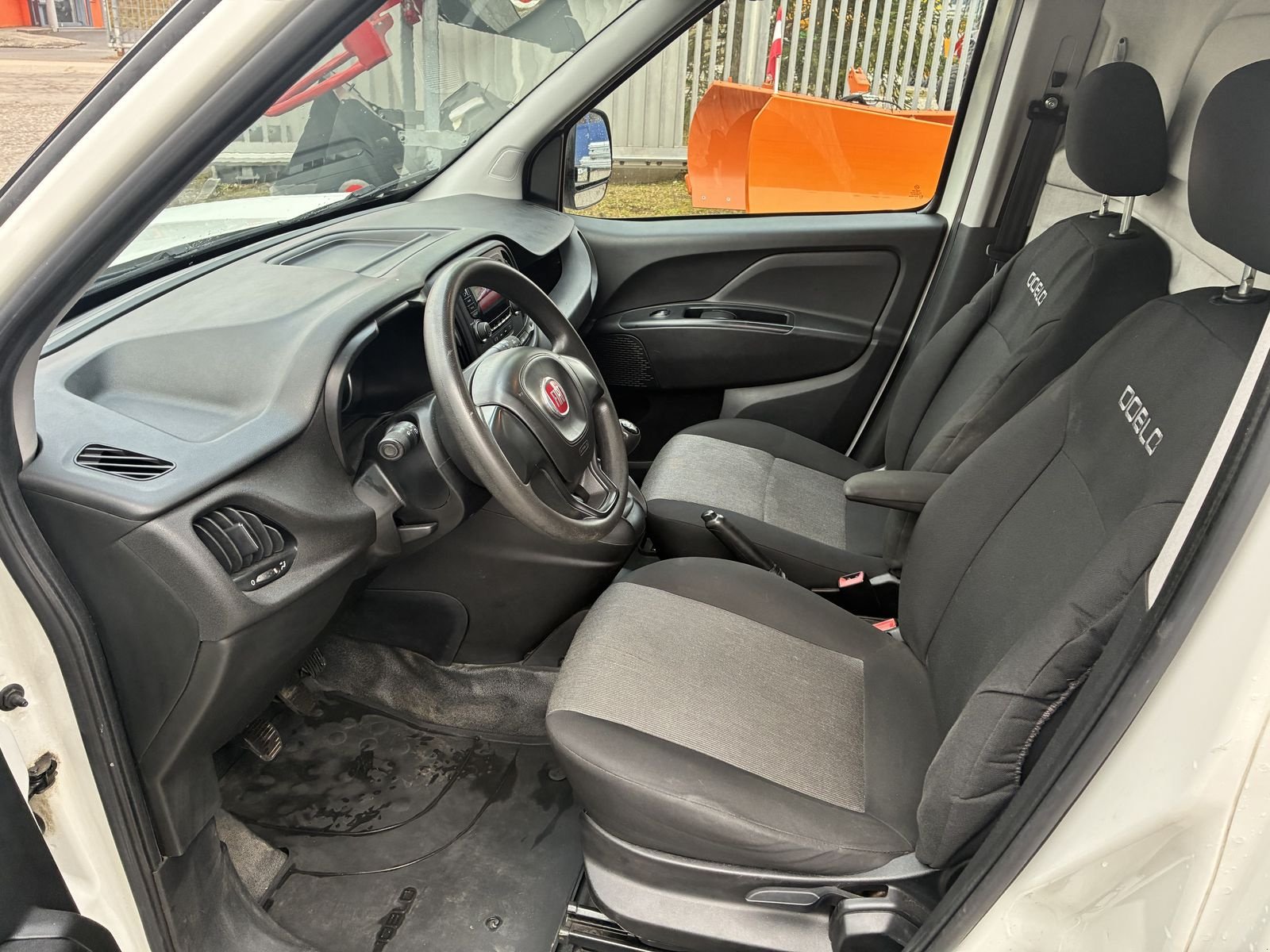 PKW/LKW del tipo Fiat DOBLO 1,6 Diesel (Euro 6b), Gebrauchtmaschine en Villach (Imagen 3)