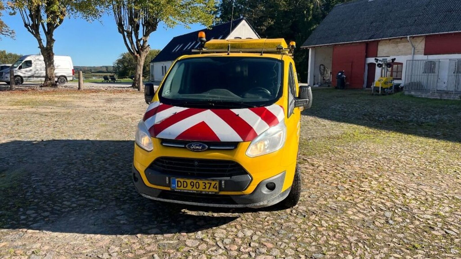 PKW/LKW Türe ait Ford Transit Custom 2.2 TDCi (125 HK) 270S Van Forhjulstræk Manuel, Gebrauchtmaschine içinde Rødovre (resim 2)