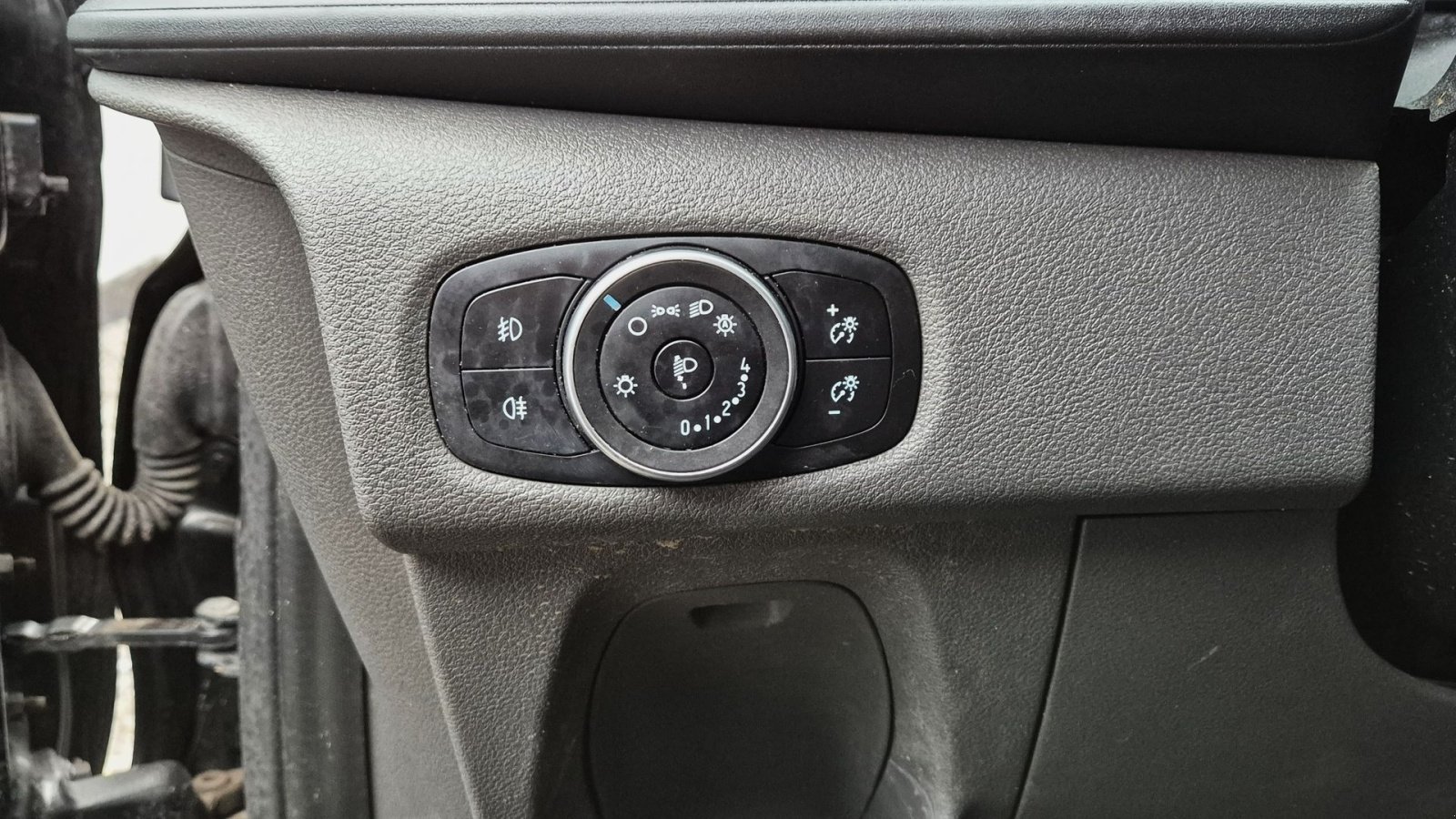 PKW/LKW za tip Ford Transit Custom / nysynet og nyserviceret / træk / 2.0 TDCI 130 hestekræfter, Gebrauchtmaschine u Arden (Slika 24)