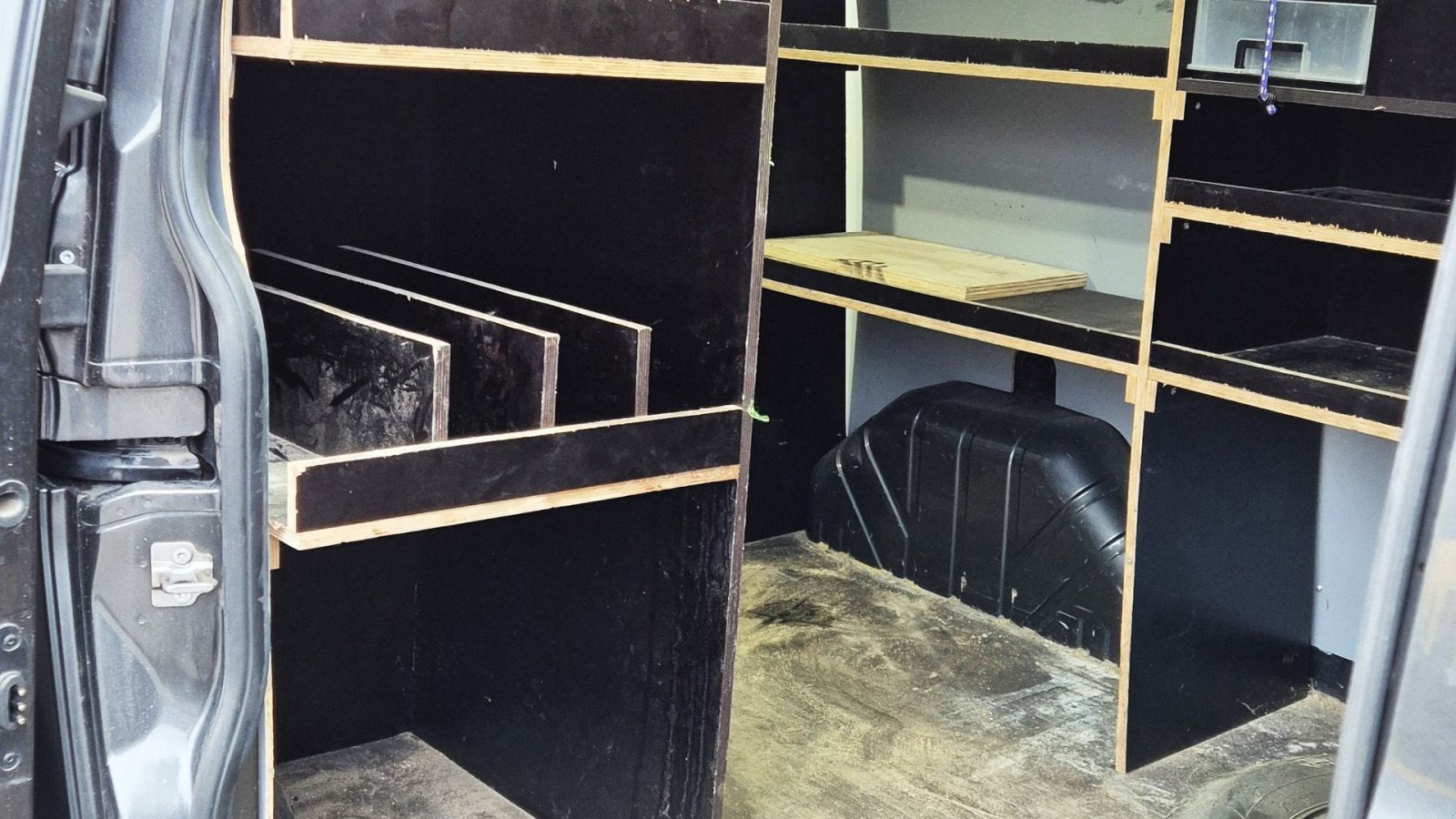 PKW/LKW za tip Ford Transit Custom / nysynet og nyserviceret / træk / 2.0 TDCI 130 hestekræfter, Gebrauchtmaschine u Arden (Slika 13)