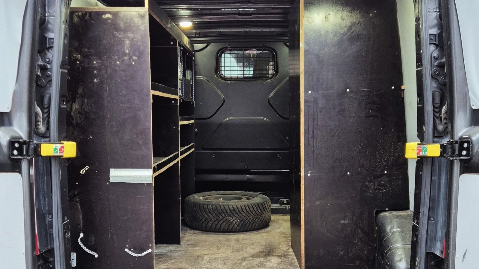 PKW/LKW za tip Ford Transit Custom / nysynet og nyserviceret / træk / 2.0 TDCI 130 hestekræfter, Gebrauchtmaschine u Arden (Slika 11)