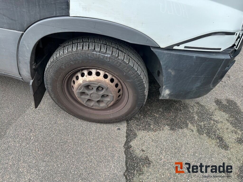 PKW/LKW tipa Iveco 35S16 2,3D WB4100  med rampe, Gebrauchtmaschine u Rødovre (Slika 4)