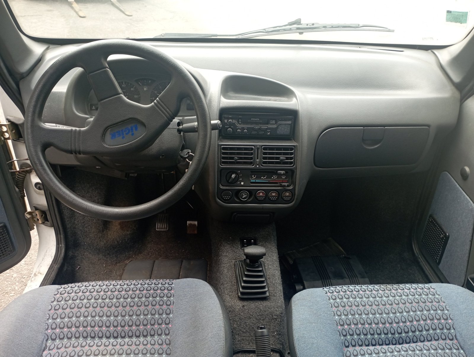 PKW/LKW типа Ligier Ambra, Gebrauchtmaschine в LA SOUTERRAINE (Фотография 5)