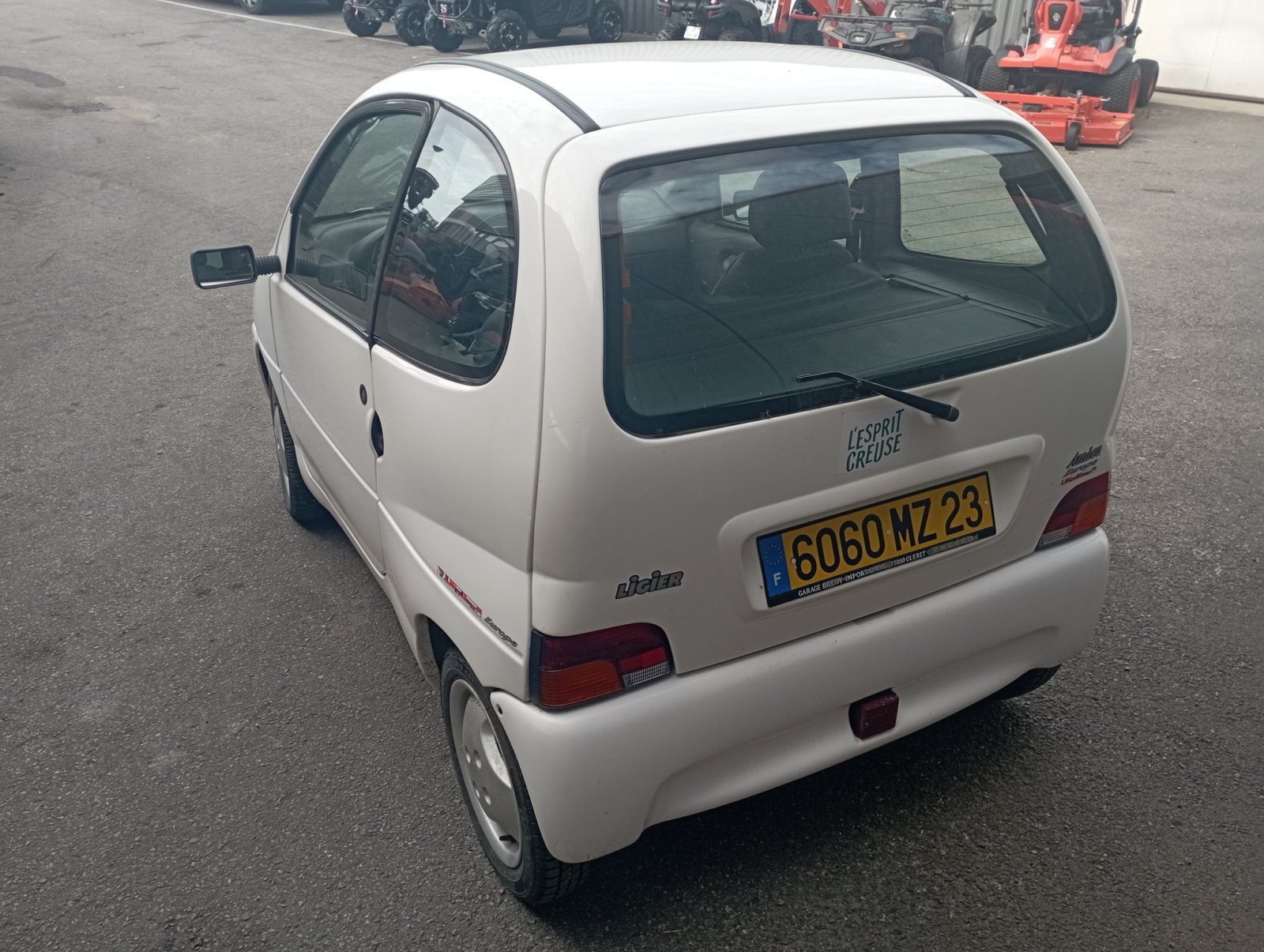 PKW/LKW типа Ligier Ambra, Gebrauchtmaschine в LA SOUTERRAINE (Фотография 3)