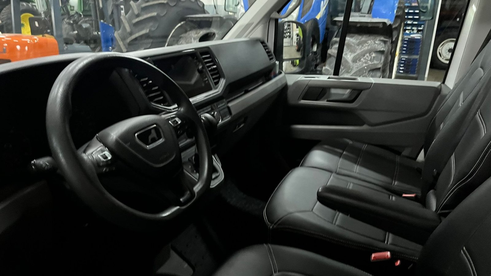 PKW/LKW des Typs MAN TGE 177HK MAN TGE med Box kasse og 750kg Z-lift, Gebrauchtmaschine in Lintrup (Bild 3)