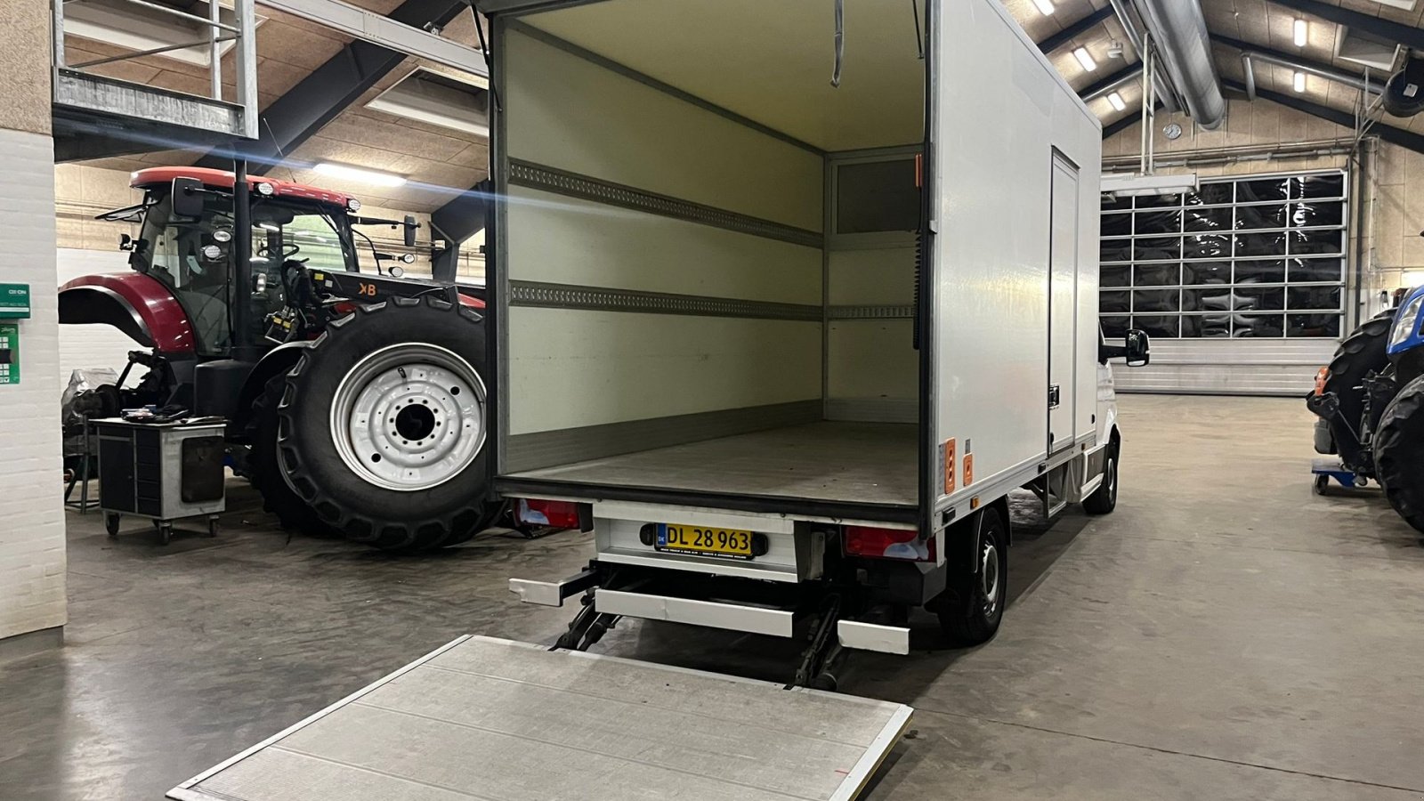 PKW/LKW des Typs MAN TGE 177HK MAN TGE med Box kasse og 750kg Z-lift, Gebrauchtmaschine in Lintrup (Bild 10)