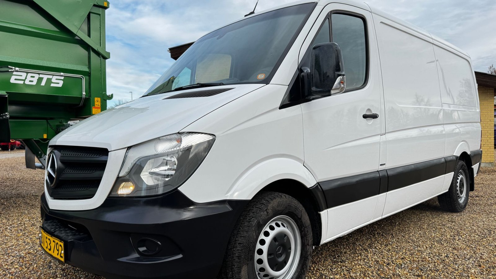 PKW/LKW Türe ait Mercedes-Benz Sonstiges, Gebrauchtmaschine içinde Haderup (resim 1)