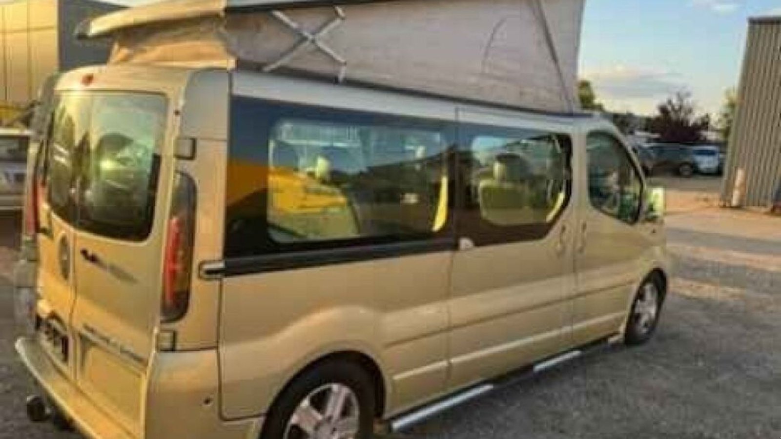 PKW/LKW za tip Opel VIVARO Camper CDTI Combi lang., Gebrauchtmaschine u Rødovre (Slika 4)