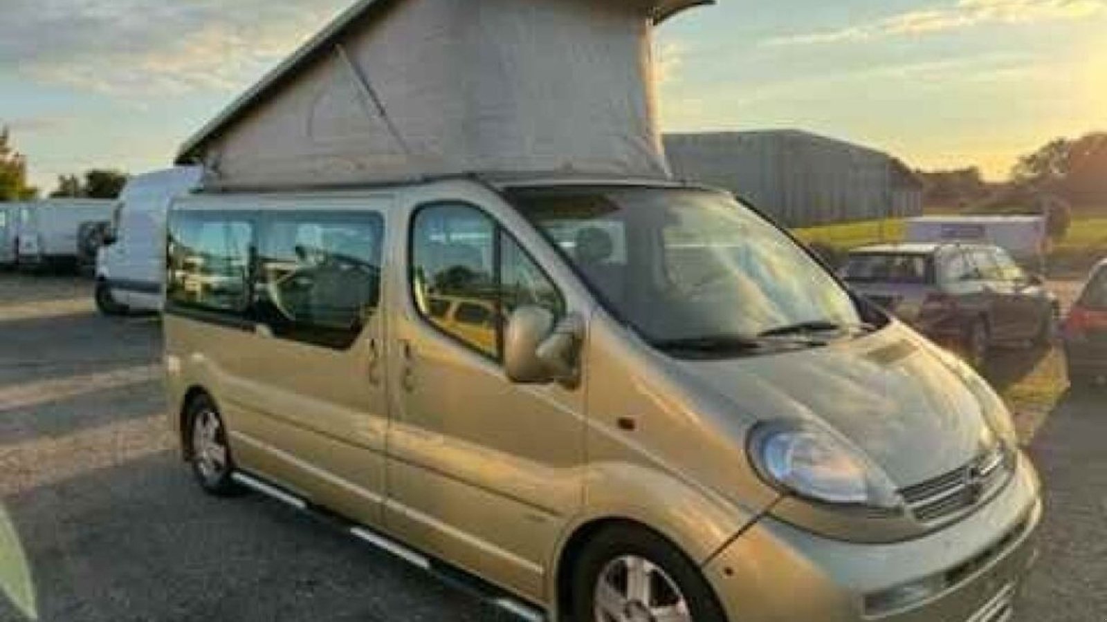 PKW/LKW za tip Opel VIVARO Camper CDTI Combi lang., Gebrauchtmaschine u Rødovre (Slika 3)