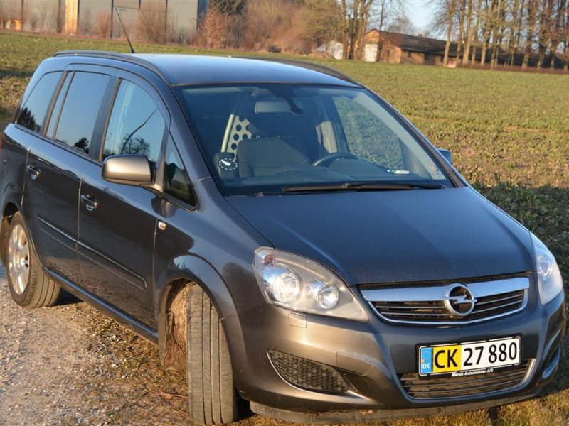 PKW/LKW типа Opel zafira flexivan 1,7cdti, Gebrauchtmaschine в Kongerslev (Фотография 1)