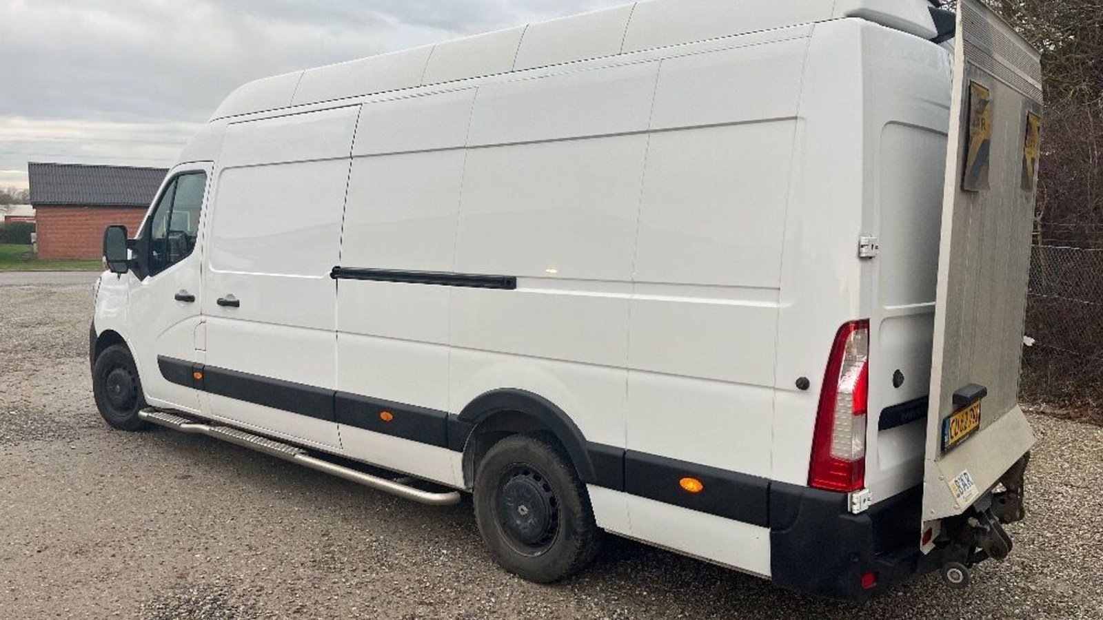 PKW/LKW za tip Renault Master  2.3 Varevogn med indretning og BÄR læsserampe, Gebrauchtmaschine u Rødovre (Slika 4)