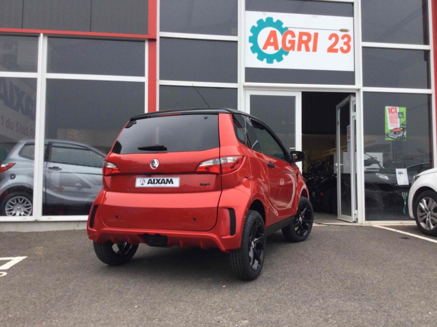 PKW/LKW del tipo Sonstige E-CITY SPORT, Gebrauchtmaschine en LA SOUTERRAINE (Imagen 5)