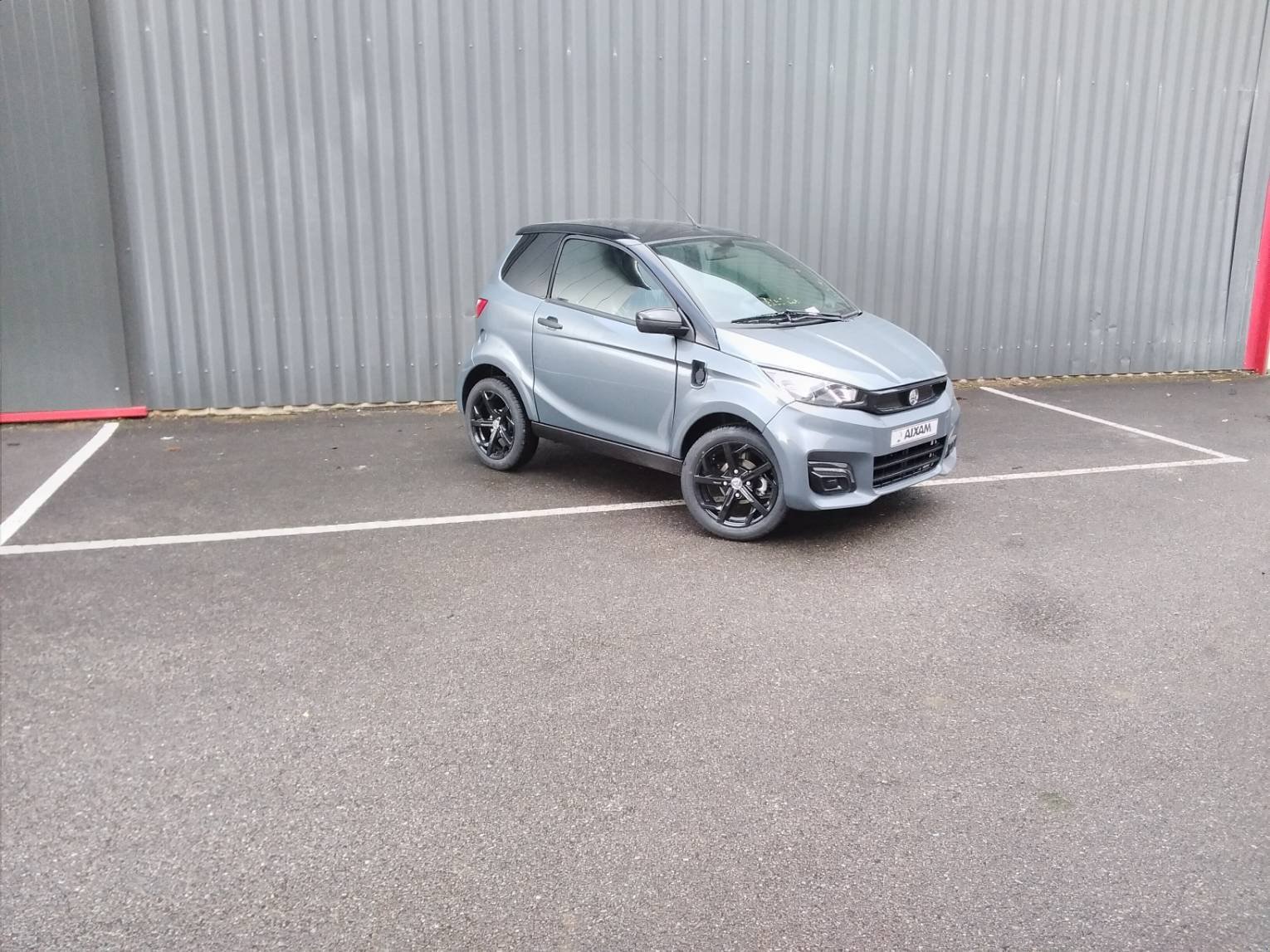 PKW/LKW typu Sonstige E-CITY SPORT, Gebrauchtmaschine w LA SOUTERRAINE (Zdjęcie 5)