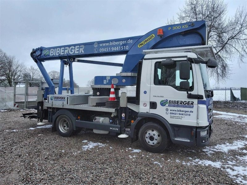 PKW/LKW of the type Sonstige SYSTEM LIFT Palfinger P300 KS, Gebrauchtmaschine in Schierling