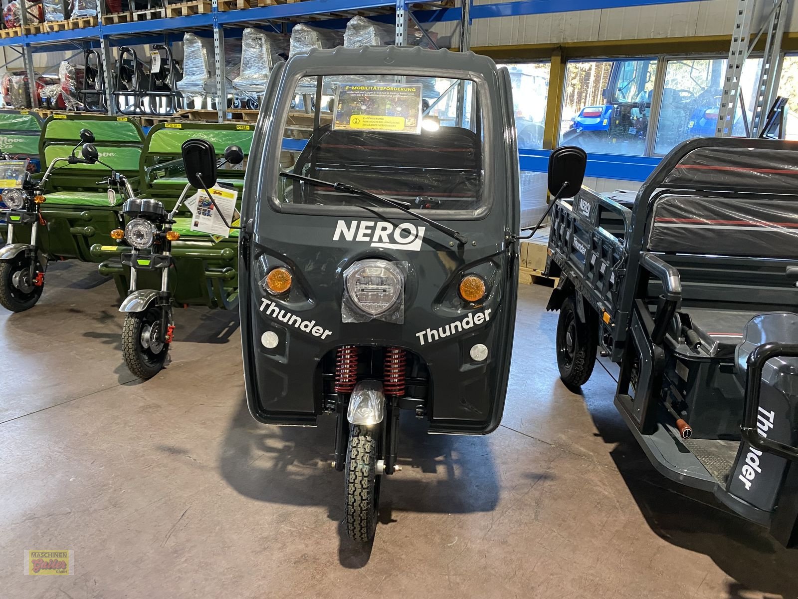 PKW/LKW Türe ait Sonstige Thunder mit Dach, Neumaschine içinde Kötschach (resim 12)