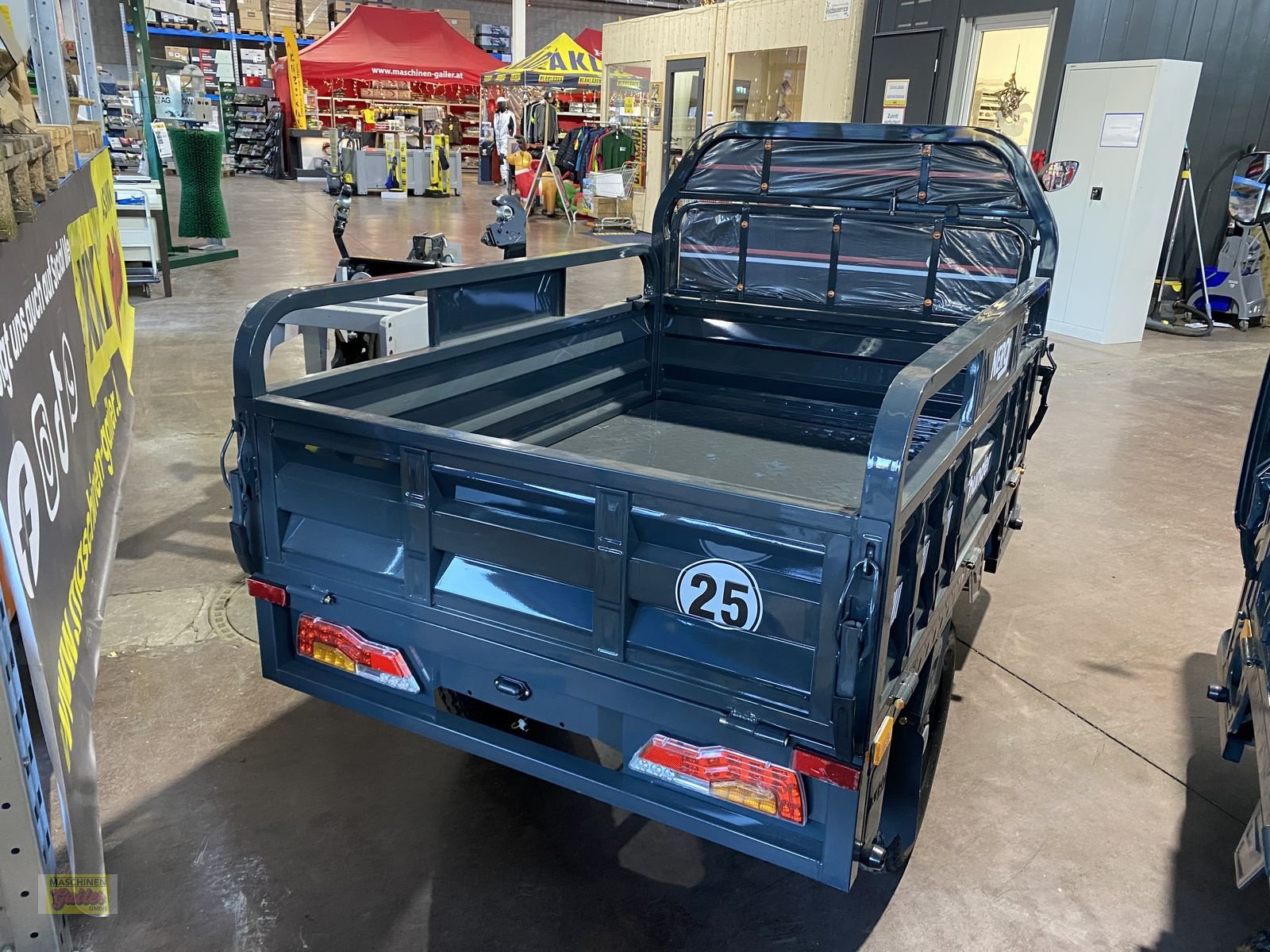 PKW/LKW Türe ait Sonstige Thunder, Neumaschine içinde Kötschach (resim 9)