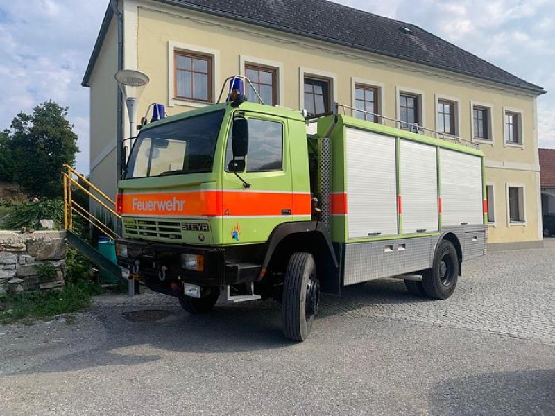 PKW/LKW типа Steyr 15S31 Feuerwehrfahrzeug, Gebrauchtmaschine в Brunn an der Wild (Фотография 1)