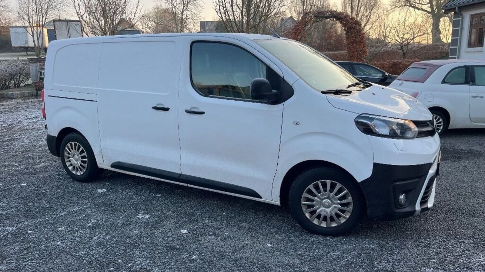 PKW/LKW del tipo Toyota proace, Gebrauchtmaschine In Rødovre (Immagine 4)