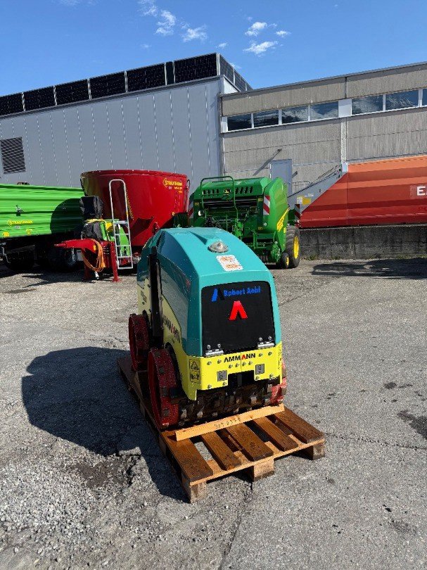 Planierraupe типа Ammann ARR 1575, Ausstellungsmaschine в Regensdorf (Фотография 2)