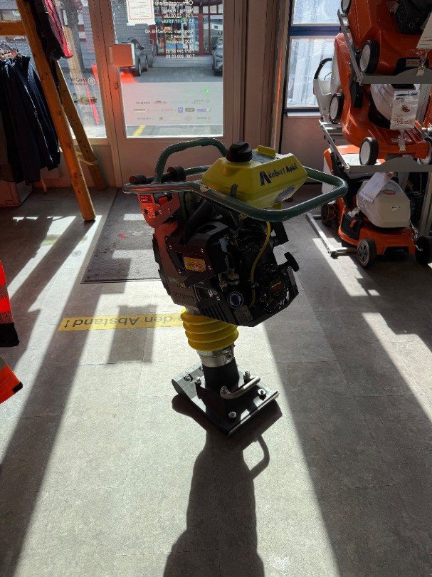 Planierraupe za tip Ammann ATR 68 P, Neumaschine u Regensdorf (Slika 3)