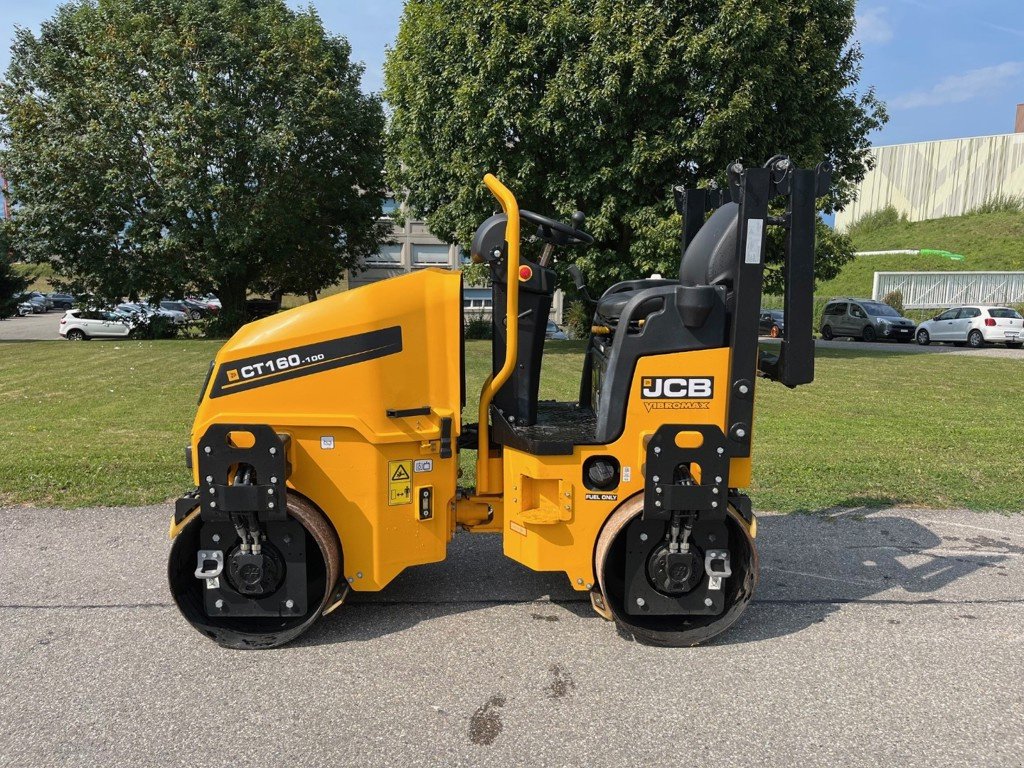 Planierraupe tipa JCB CT160-100, Vorführmaschine u Domdidier (Slika 2)