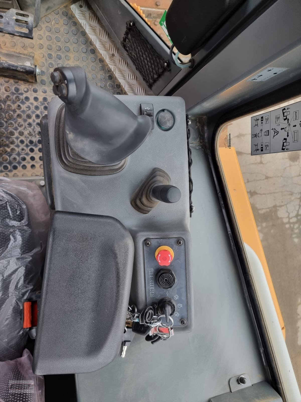 Planierraupe of the type Liebherr PR 716 05 LGP, Gebrauchtmaschine in Deutsch - Goritz (Picture 18)