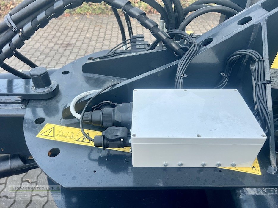 Planierschild des Typs KG-AGRAR LevelStar 3000 Profi Planierschild, Neumaschine in Langensendelbach (Bild 3)