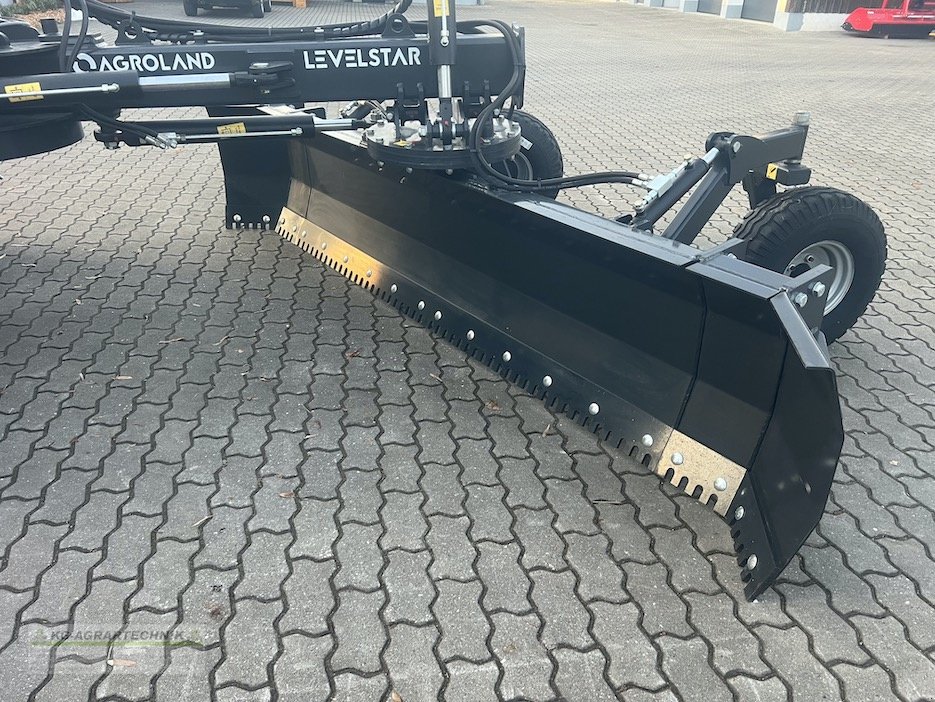 Planierschild des Typs KG-AGRAR LevelStar 3000 Profi Planierschild, Neumaschine in Langensendelbach (Bild 9)