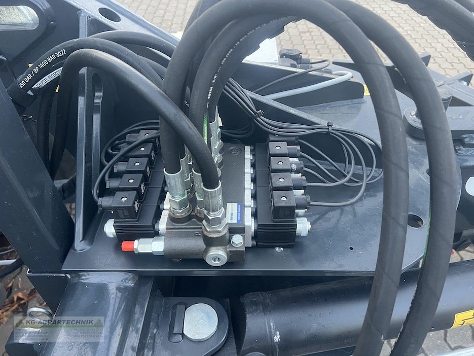 Planierschild des Typs KG-AGRAR LevelStar 3000 Profi Planierschild, Neumaschine in Langensendelbach (Bild 11)