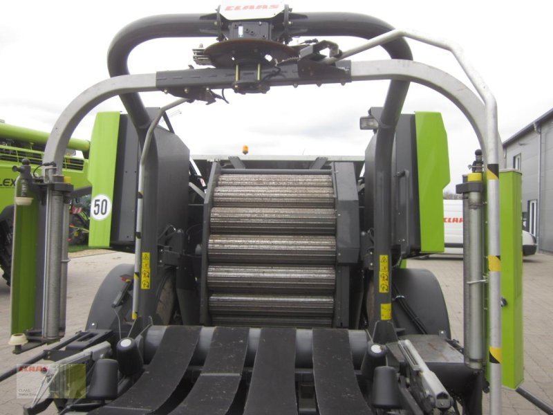 Press-/Wickelkombination del tipo CLAAS ROLLANT 454 RC PRO UNIWRAP, Pressen-Wickler-Kombination, nur 7.372 Ballen !, Gebrauchtmaschine In Westerstede (Immagine 7)