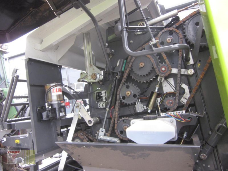 Press-/Wickelkombination del tipo CLAAS ROLLANT 454 RC PRO UNIWRAP, Pressen-Wickler-Kombination, nur 7.372 Ballen !, Gebrauchtmaschine In Westerstede (Immagine 16)