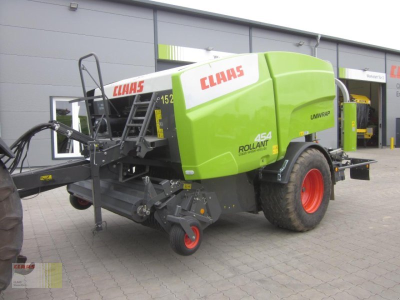 Press-/Wickelkombination del tipo CLAAS ROLLANT 454 RC PRO UNIWRAP, Pressen-Wickler-Kombination, nur 7.372 Ballen !, Gebrauchtmaschine In Westerstede (Immagine 1)