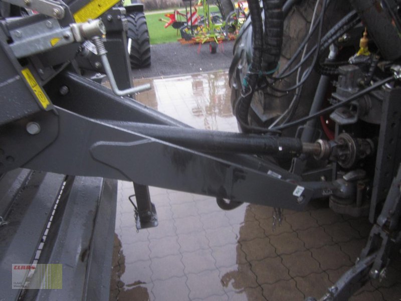 Press-/Wickelkombination des Typs CLAAS ROLLANT 454 RC PRO UNIWRAP, Pressen-Wickler-Kombination, Gebrauchtmaschine in Westerstede (Bild 12)