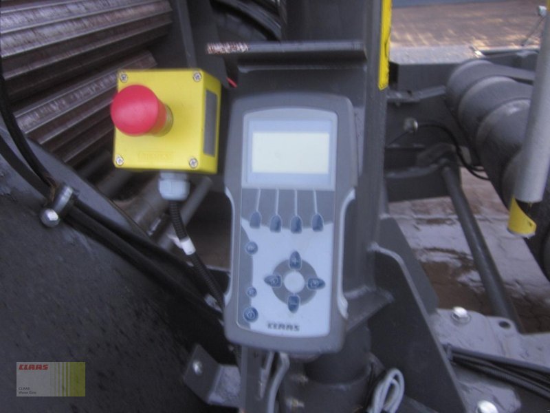 Press-/Wickelkombination des Typs CLAAS ROLLANT 454 RC PRO UNIWRAP, Pressen-Wickler-Kombination, Gebrauchtmaschine in Westerstede (Bild 16)