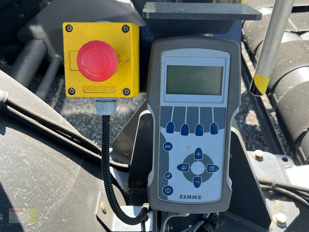 Press-/Wickelkombination of the type CLAAS ROLLANT 454 RC PRO UNIWRAP, Pressen-Wickler-Kombination, Gebrauchtmaschine in Westerstede (Picture 15)