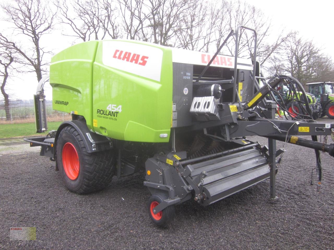 Press-/Wickelkombination des Typs CLAAS ROLLANT 454 RC PRO UNIWRAP, Pressen-Wickler-Kombination, Gebrauchtmaschine in Neerstedt (Bild 1)