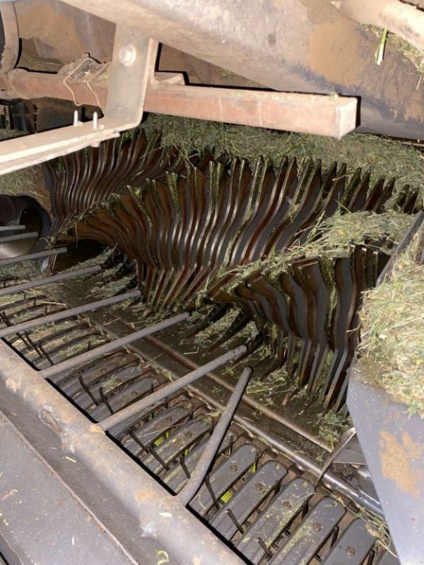 Press-/Wickelkombination of the type CLAAS Rollant 455 RC Uniwrap, Gebrauchtmaschine in SAINTE GENEVIEVE SUR AGENCE (Picture 2)