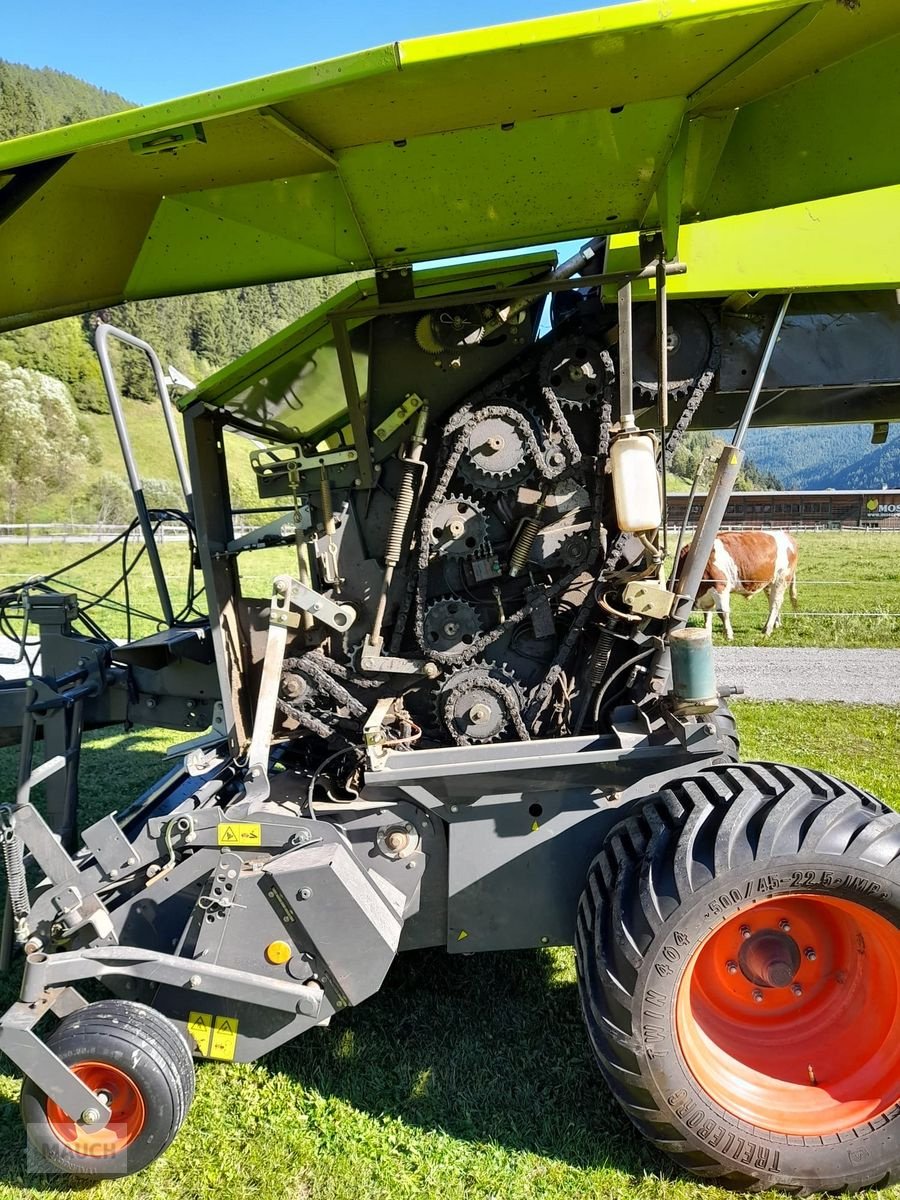 Press-/Wickelkombination des Typs CLAAS Rundballenpresse Rollant 375 RC, Gebrauchtmaschine in Eben (Bild 10)