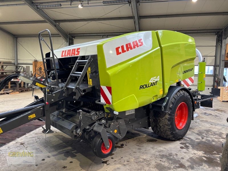 Press-/Wickelkombination del tipo CLAAS Uniwrap 454 *Kundenauftrag*, Gebrauchtmaschine In Ort - Kunde