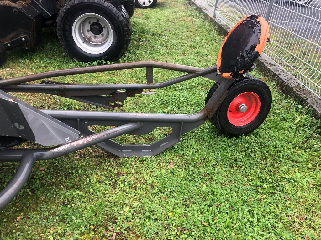 Press-/Wickelkombination του τύπου CLAAS UNIWRAP 455, Gebrauchtmaschine σε MORLHON LE HAUT (Φωτογραφία 8)