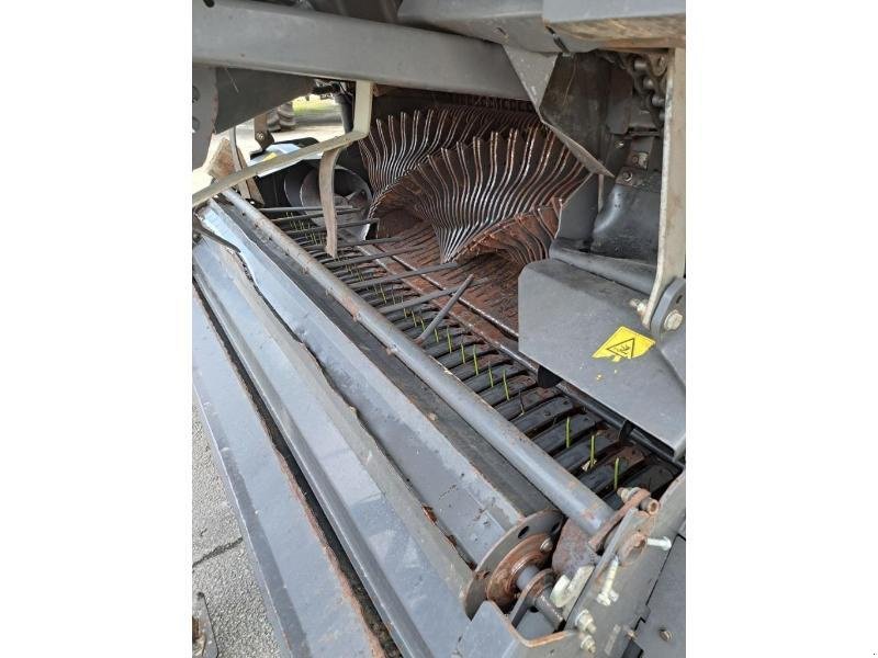 Press-/Wickelkombination of the type CLAAS UNIWRAP455, Gebrauchtmaschine in PLUMELEC (Picture 8)