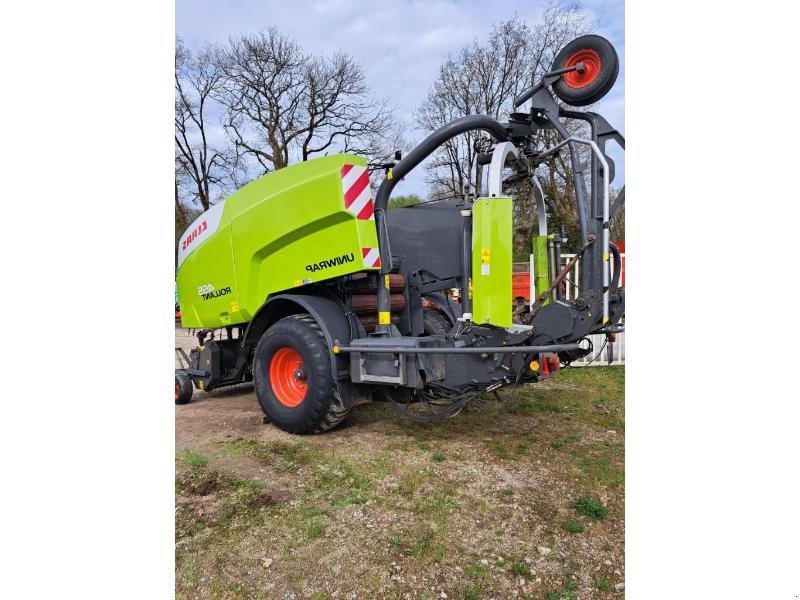 Press-/Wickelkombination of the type CLAAS UNIWRAP455, Gebrauchtmaschine in PLUMELEC (Picture 2)